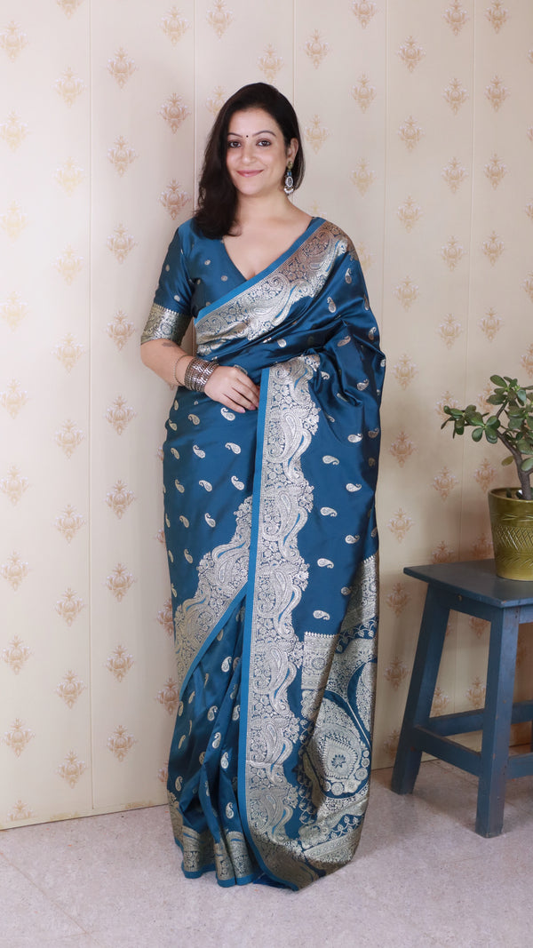 Rama Banarasi Soft Silk Saree With Unstiched Blouse