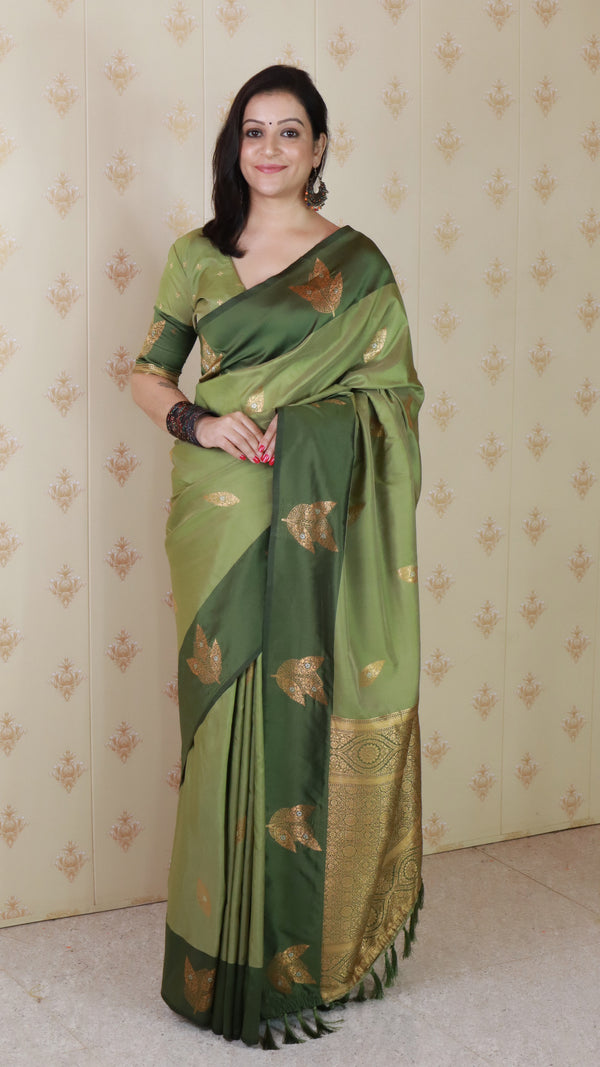 Pista Soft Silk Saree With Unstiched Blouse