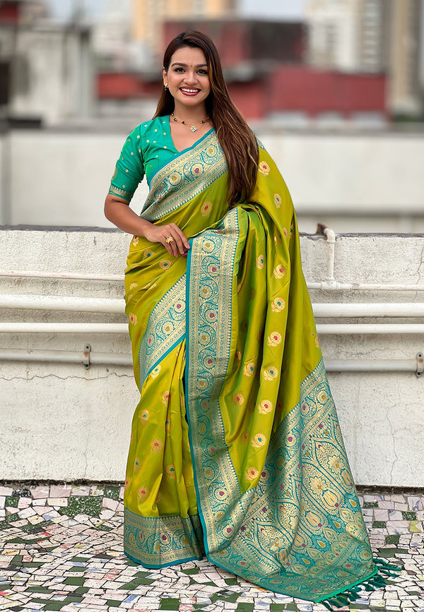 Mehendi Soft Silk Saree With Unstiched Blouse