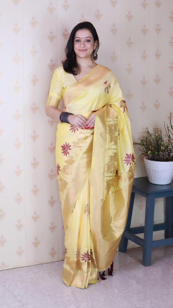 Light Yellow Soft Silk Saree With Unstiched Blouse