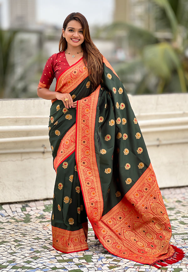 Green Soft Silk Saree With Unstiched Blouse