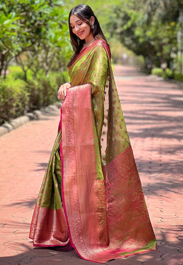 Green Kanjivaram Saree With Unstitched Blouse