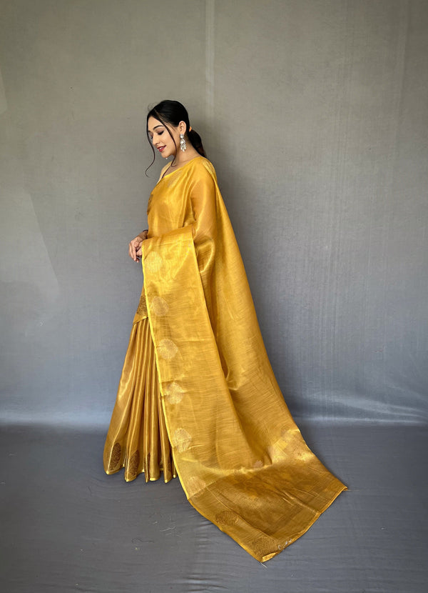 Gold Silk Saree With Unstitched Blouse