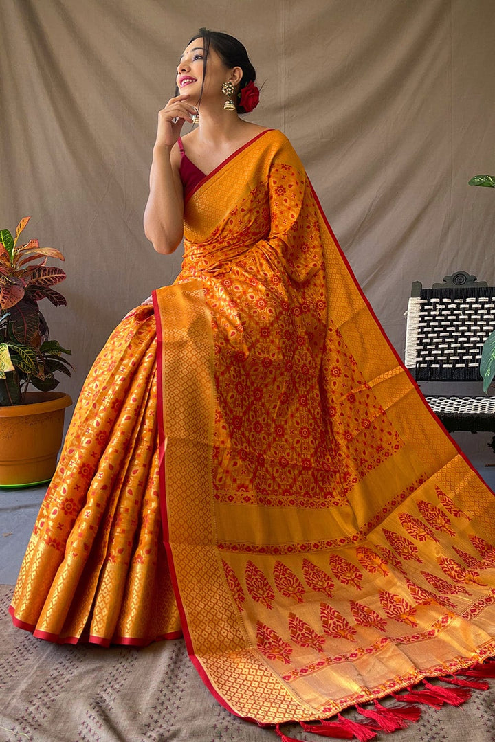 Buy Cream And Pink Satin Crepe Saree Nitaraa